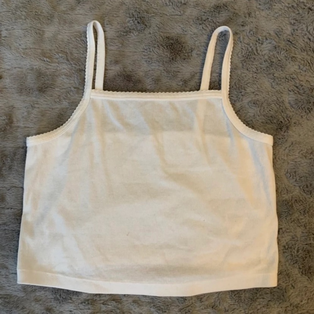 White cropped tank top